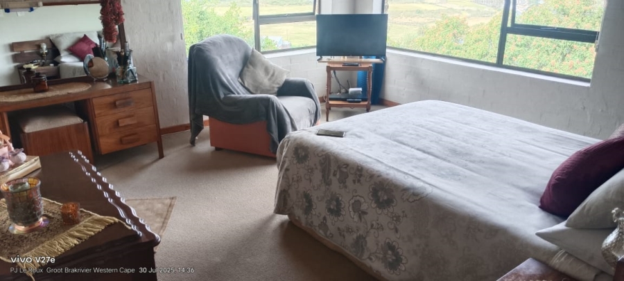 6 Bedroom Property for Sale in Groot Brakrivier Central Western Cape